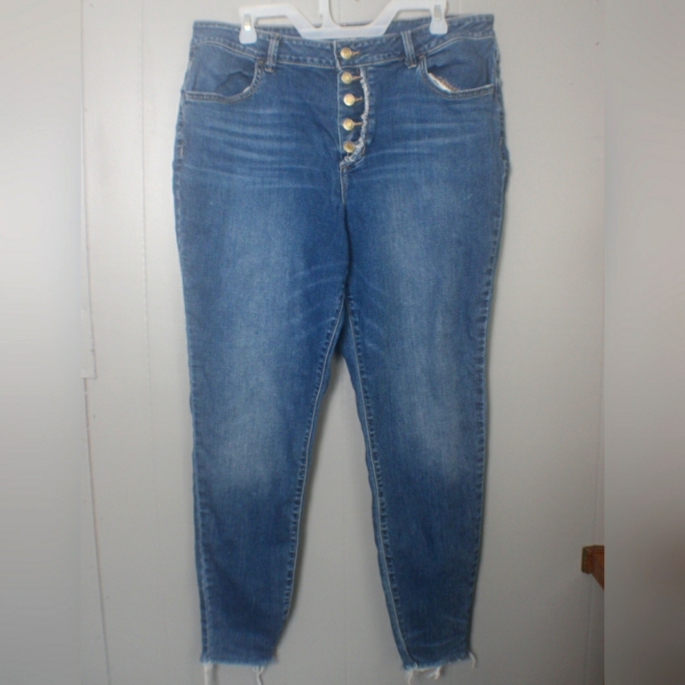 Maurices high-rise button fly blue jean jeggings